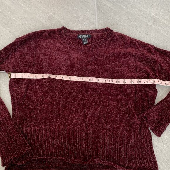 Revamped Crushed Red Velvet  Pullover Sweater Size L - Picture 3 of 4